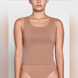 Skims Soft Smoothing Tank Top Shirt Sienna Tan 4X NWT